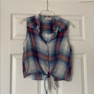 NWOT BELLA DAHL PLAID FRONT TIE SLEEVELESS TOP